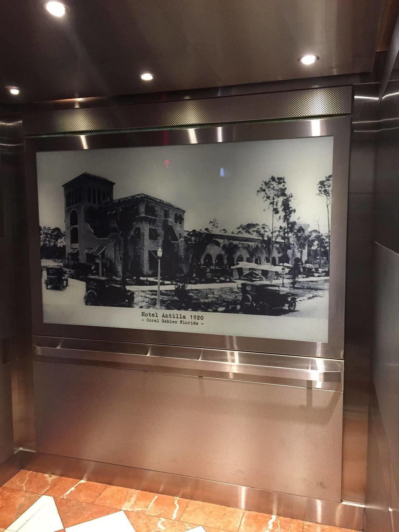 Hotel Chateaubleau Coral Gables Exterior photo