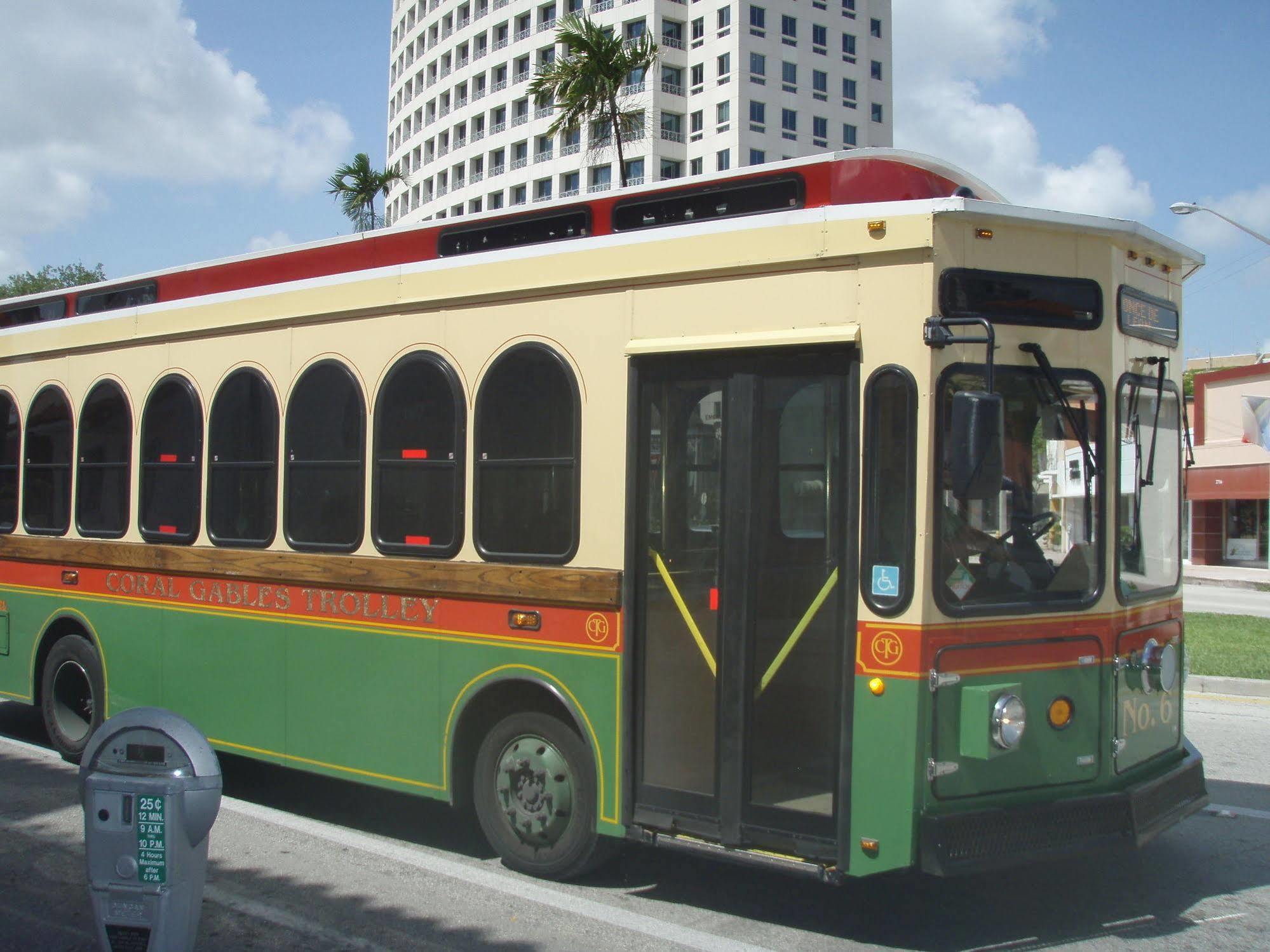 Hotel Chateaubleau Coral Gables Exterior photo