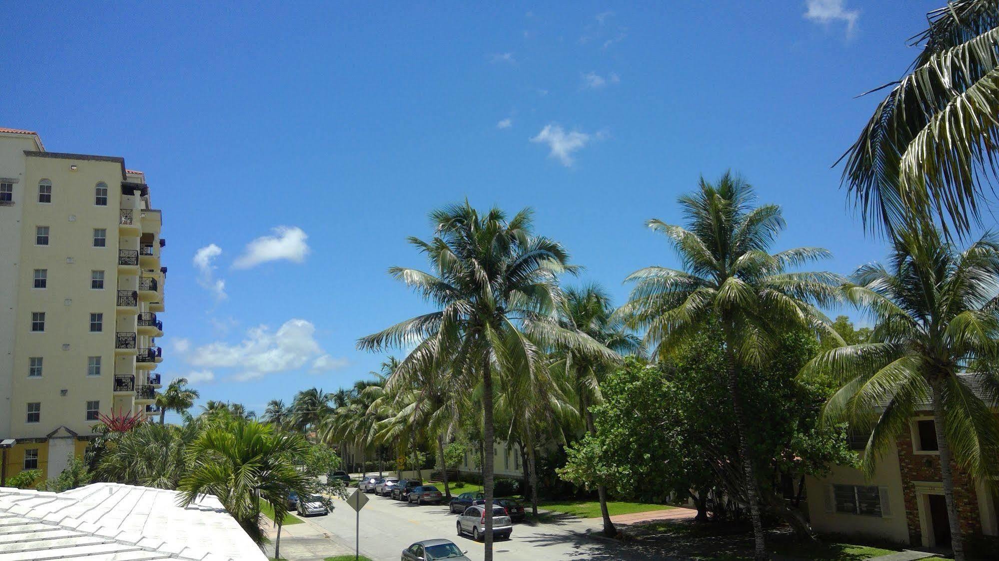 Hotel Chateaubleau Coral Gables Exterior photo